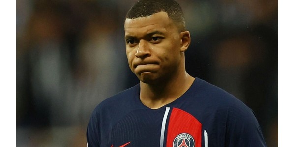 Paris Saint-Germain led nok et nederlag i Champions League-gruppespillet etter 26 år